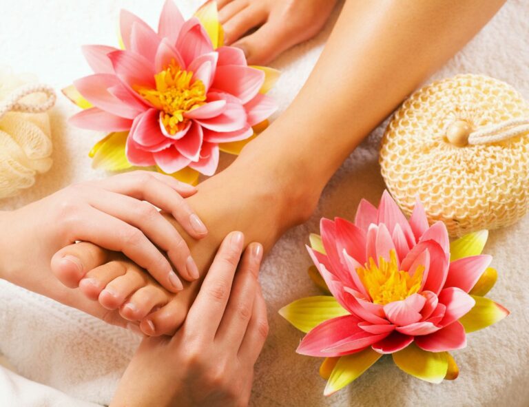 8 benefici della riflessologia plantare