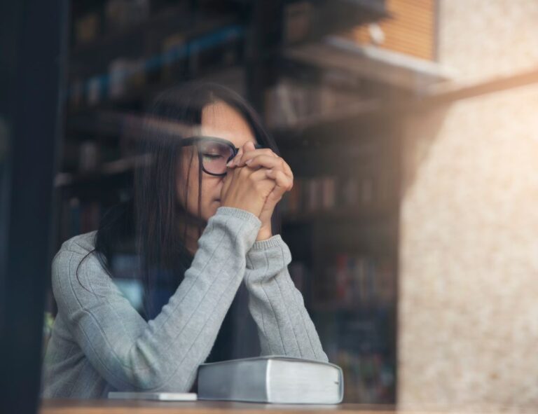 come smettere di vivere la vita con pesantezza