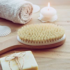 Perché spazzolare le gambe