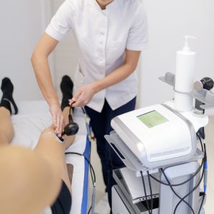 Massoterapia con macchinari elettromedicali