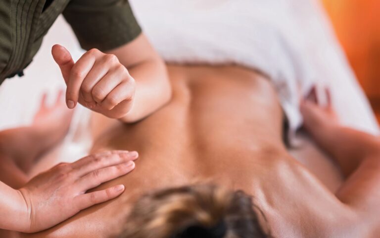 Differenza tra massaggio e massoterapia