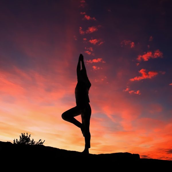 yoga-a-vicenza-e-verona-esercizi-tramonto